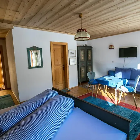 Gæstehus Adlerhorst 3*